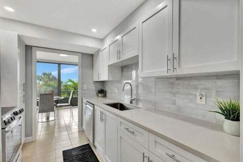 5550 N Ocean Drive #2b, Singer Island FL - photo 10 of 59