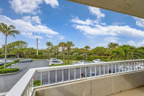 5550 N Ocean Drive #2b, Singer Island FL - photo 23 of 59