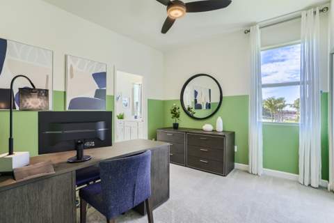 818 SE Grovebush Lane, Port St. Lucie FL - photo 16 of 21