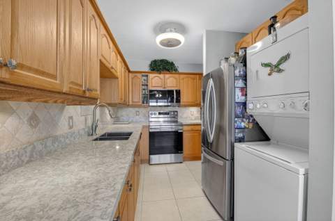 1141 Violet Terrace #202, Delray Beach FL - photo 15 of 46