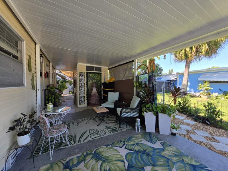 2 bedroom Mobile Home at 6241 Elm Lane, Maralago Cay, Lantana — photo 4