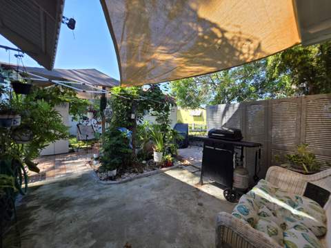 6241 Elm Lane, Lantana FL - photo 6 of 18