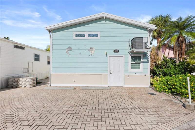 2 bedroom Single Family Residence at 10701 S Ocean Drive #827, Venture Out At Indian River Inc (Section D), Jensen Beach — photo 2
