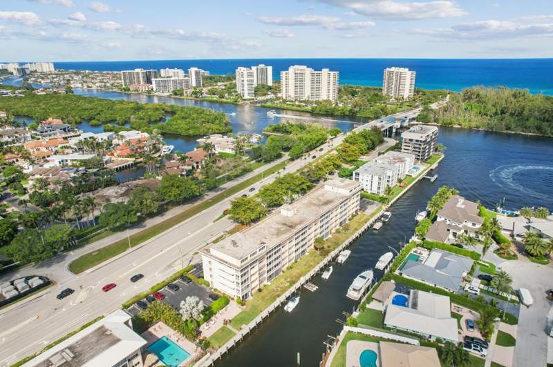 2 bedroom Condominium at 750 NE Spanish River Boulevard #103, Boca House, Boca Raton — photo 4