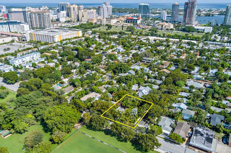 4 bedroom Single Family Residence at 1412 Lake Avenue, Grandview Heights, West Palm Beach — photo 4