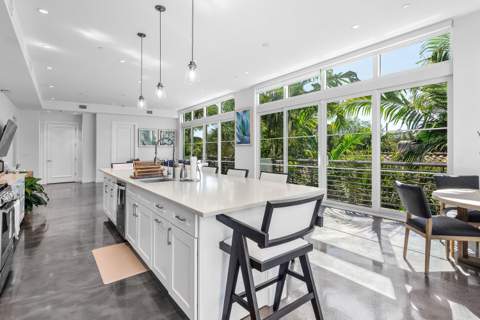 226 Palm Court, Delray Beach FL - photo 20 of 82