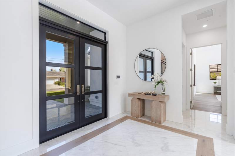 5 bedroom Single Family Residence at 1211 Gulfstream Way, Palm Beach Isles 3, Singer Island — photo 5