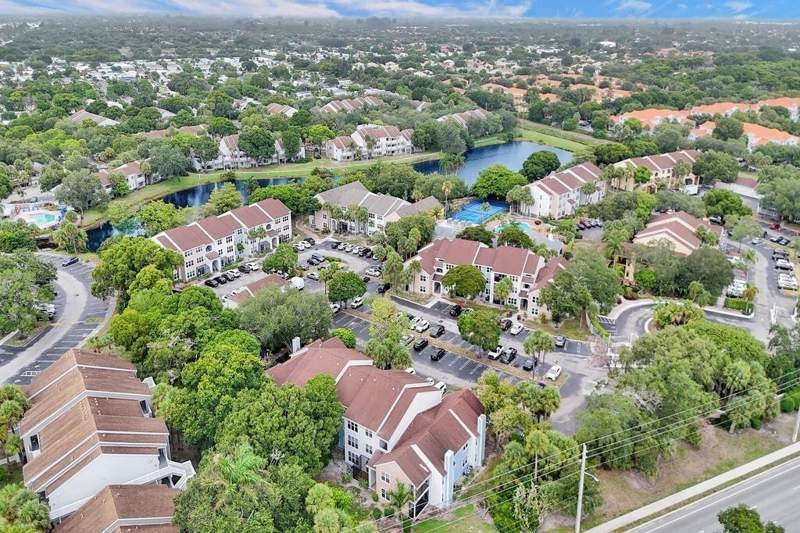 2 bedroom Condominium at 2311 N Congress Avenue #11, Boynton Landings Condo, Boynton Beach — photo 4