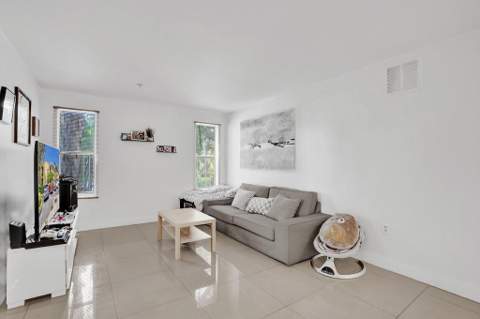 2311 N Congress Avenue #11, Boynton Beach FL - photo 7 of 29