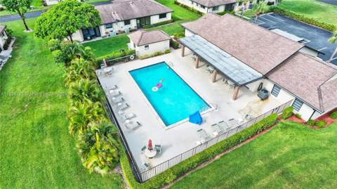 10054 Eaglewood Road #B, Boynton Beach FL - photo 17 of 25