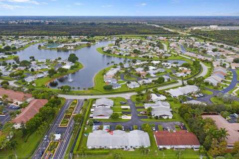 5036 Alfred Drive, West Palm Beach FL - photo 15 of 20