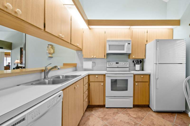 2 bedroom Condominium at 1601 Marina Isle Way #505, Marina At The Bluffs Condo, Jupiter — photo 5