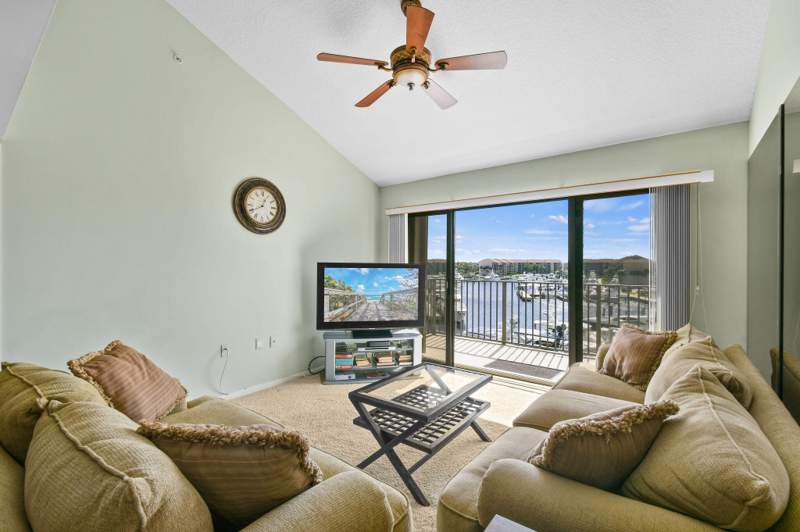 2 bedroom Condominium at 1601 Marina Isle Way #505, Marina At The Bluffs Condo, Jupiter — photo 2