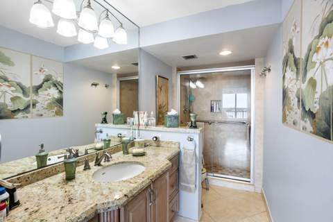 136 Lakeshore Drive #1010, North Palm Beach FL - photo 6 of 10