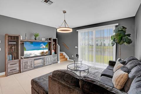 226 SE Woodbark Street, Port St. Lucie FL - photo 13 of 36