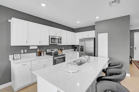 226 SE Woodbark Street, Port St. Lucie FL - photo 17 of 36