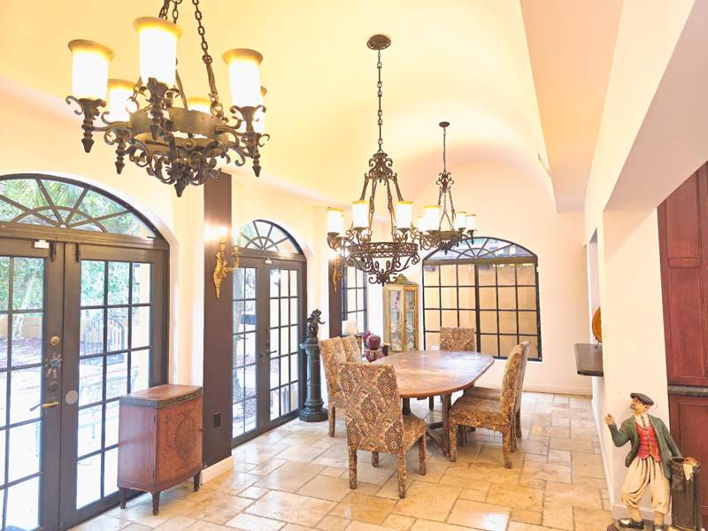 4 bedroom Single Family Residence at 4200 N Surf Road, HOLLYWOOD CENTRAL BEACH, Hollywood — photo 5