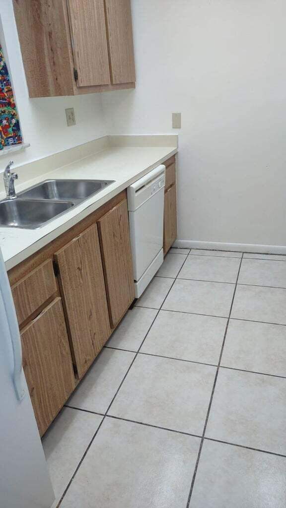 2 bedroom Condominium at 1950 N Congresss Avenue #J211, Presidential Golfview Condo, West Palm Beach — photo 2