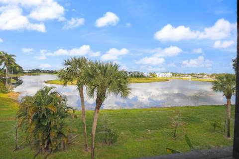 4822 Esedra Court #303, Lake Worth FL - photo 20 of 22