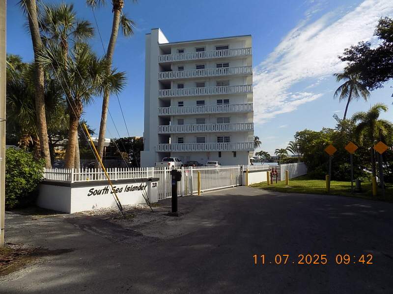 2 bedroom Condominium at 231 E Lantana Road #501, South Sea Islander Inc Condo, Lantana — photo 2