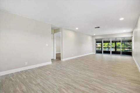 13921 Royal Palm Court #D, Delray Beach FL - photo 9 of 44