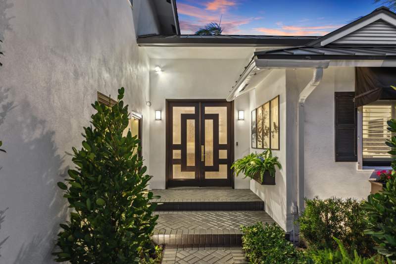 5 bedroom Single Family Residence at 125 Marlin Drive, Mc Cormick Mile Add 1, Ocean Ridge — photo 4