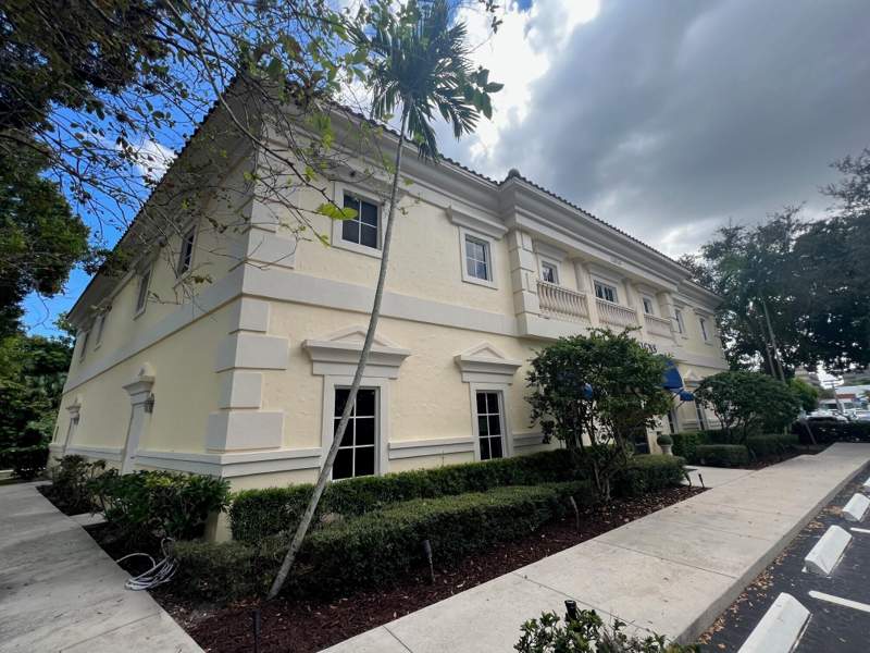 4 bedroom Single Family Residence at 12010 Us Highway 1, North Palm Beach, North Palm Beach — photo 2