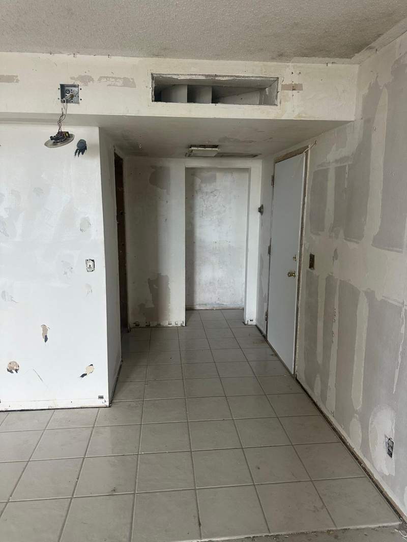 2 bedroom Condominium at 2425 Presidential Way #1203, Lands Of The President Condo 7, West Palm Beach — photo 3