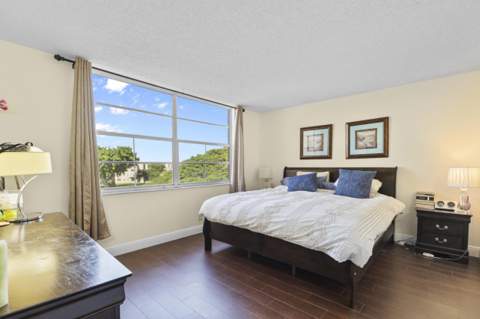 14671 Bonaire Boulevard #404, Delray Beach FL - photo 16 of 37