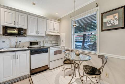 33 Abbey Lane #103, Delray Beach FL - photo 18 of 41