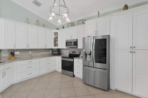 5411 Place Lake Drive, Fort Pierce FL - photo 11 of 65