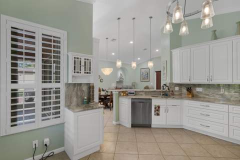 5411 Place Lake Drive, Fort Pierce FL - photo 12 of 65