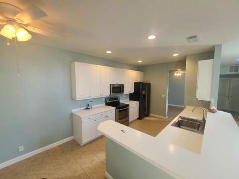 10499 SW West Park Avenue, Port St. Lucie FL - photo 8 of 38
