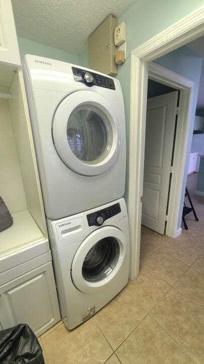 10499 SW West Park Avenue, Port St. Lucie FL - photo 13 of 38