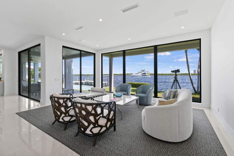5 bedroom Single Family Residence at 101 Bowsprit Drive, PALM BEACH LAKE WORTH ESTATES 2, North Palm Beach — photo 5