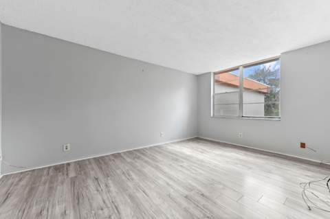 2650 NW 49th Avenue #422, Lauderdale Lakes FL - photo 10 of 24