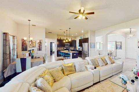 2398 SE Rich Street, Port St. Lucie FL - photo 7 of 37