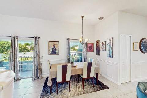 2398 SE Rich Street, Port St. Lucie FL - photo 11 of 37