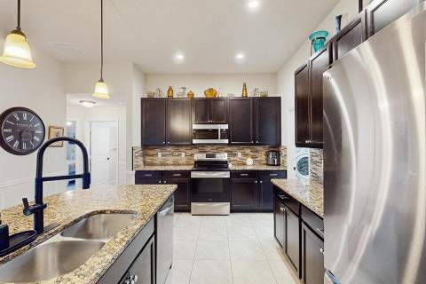2398 SE Rich Street, Port St. Lucie FL - photo 15 of 37