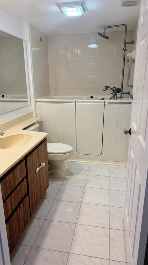 6049 Balboa Circle #202, Boca Raton FL - photo 20 of 24