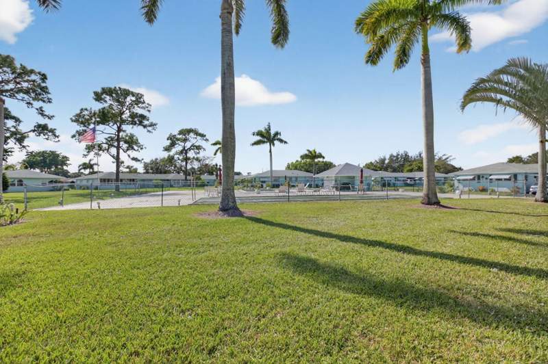 2 bedroom Villa at 634 Hummingbird Lane, Country Manors, Delray Beach — photo 5