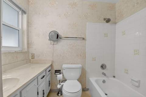 634 Hummingbird Lane, Delray Beach FL - photo 21 of 37
