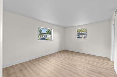 2647 Garden Drive #101, Lake Worth FL - photo 15 of 33