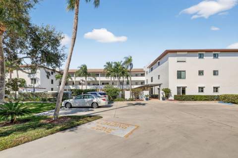1630 Seaway Drive #106, Fort Pierce FL - photo 8 of 67