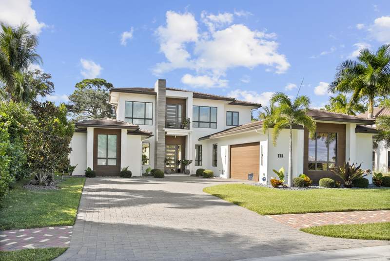 4 bedroom Single Family Residence at 178 SE Via Lago Garda, Tesoro Preserve Plat No 1, Port St. Lucie — photo 2