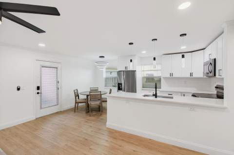 449 Normandy J, Delray Beach FL - photo 12 of 57