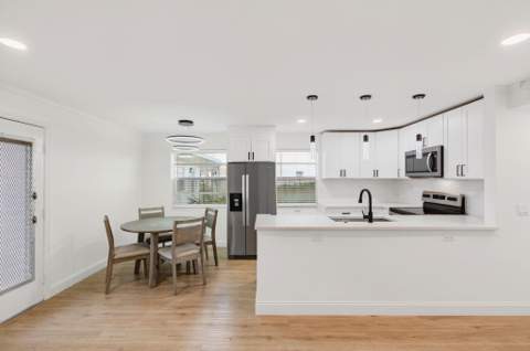 449 Normandy J, Delray Beach FL - photo 11 of 57