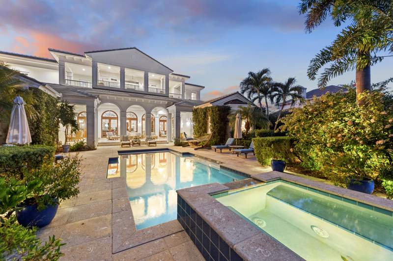4 bedroom Single Family Residence at 6968 SE Harbor Circle, Sailfish Point, Stuart — photo 3