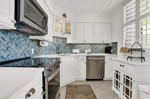 132 Lakeshore Drive #617, North Palm Beach FL - photo 9 of 40