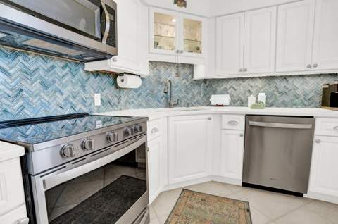 132 Lakeshore Drive #617, North Palm Beach FL - photo 8 of 40